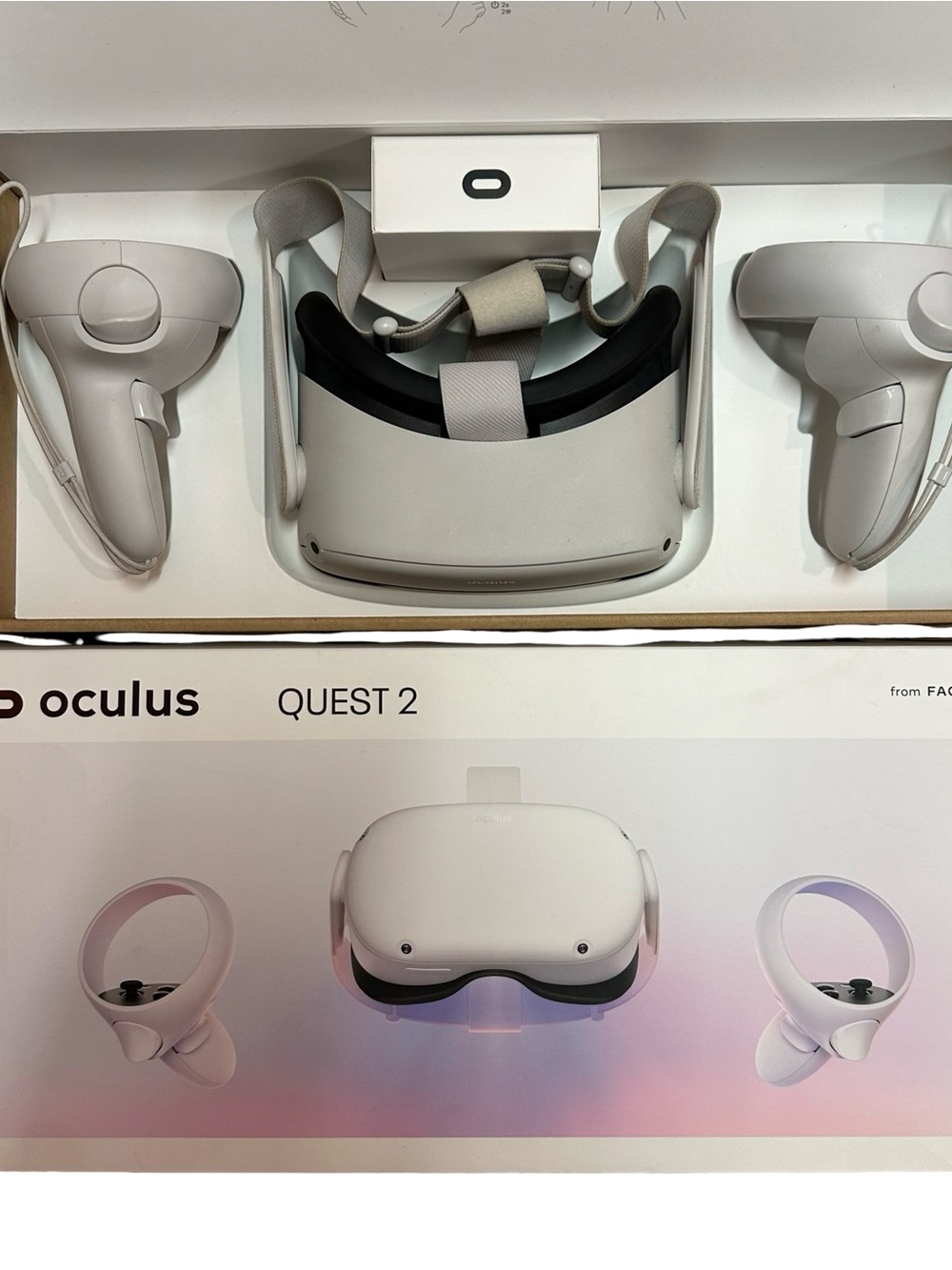 Meta / Oculus Quest 2 256GB — Headset, Controllers, Original Box (KW49CM)